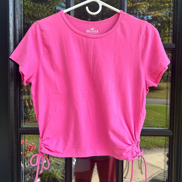 Hollister Side Cinch Baby-Tee - Picture 5 of 13